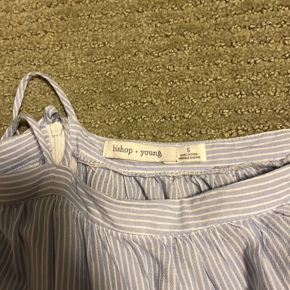 Blue and white striped blouse. Open shoulders - Picture 2 of 3